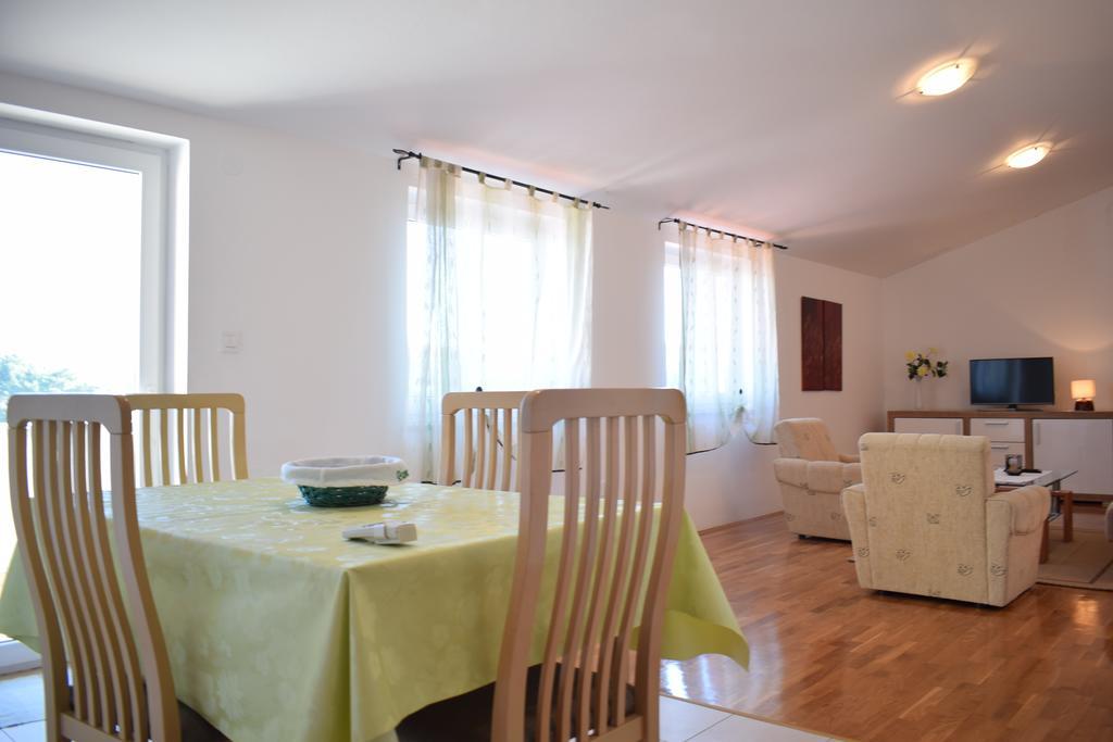 Apartments Blue Dream Malinska Kültér fotó